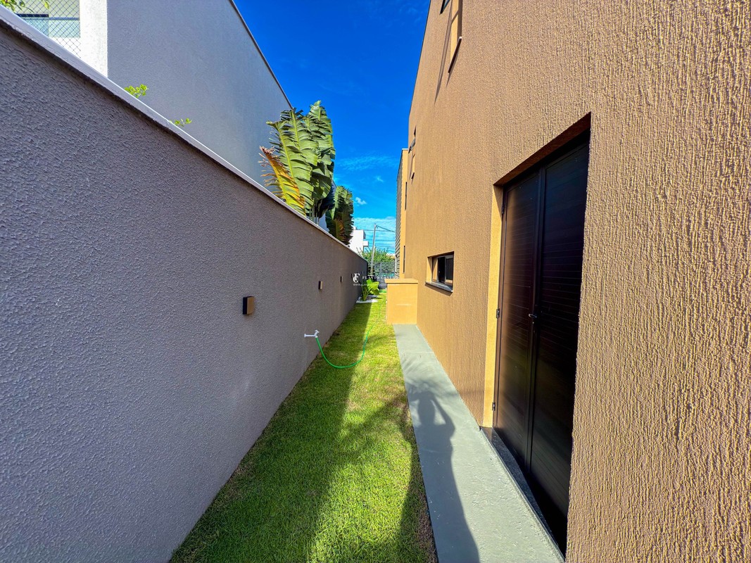 1745098370879.jpg