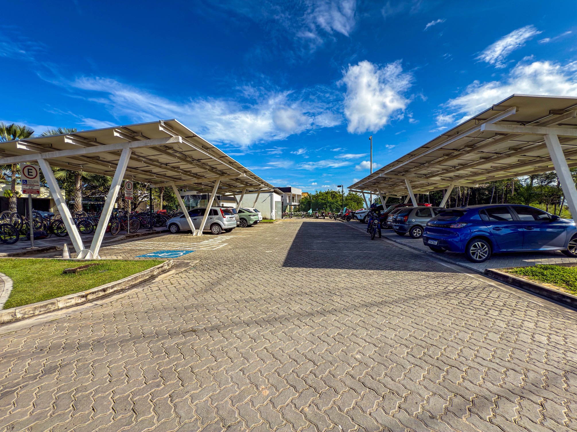 98adb7a2-554b-4af4-9208-81848786bcd1.jpg